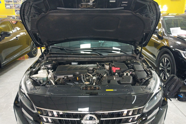 日产 天籁 2022款 2.0L XL-TLS 悦享版机舱底盘24