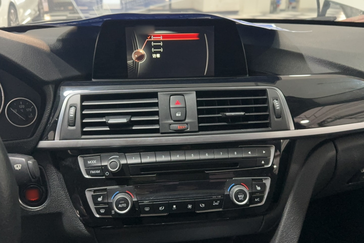 宝马3系 2016款 320Li 时尚型局部细节16