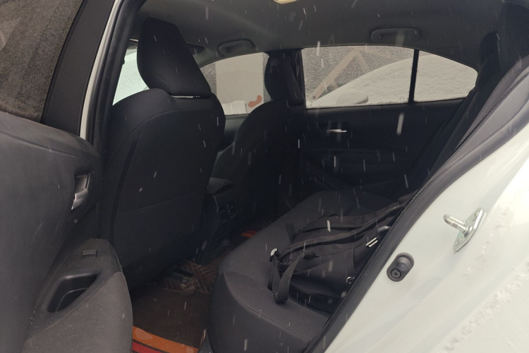 丰田 雷凌 2023款 TNGA 1.5L CVT进取版中控内饰21