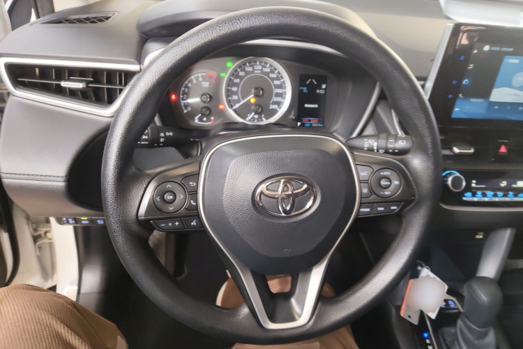 丰田 锋兰达 2022款 2.0L CVT豪华PLUS版局部细节13