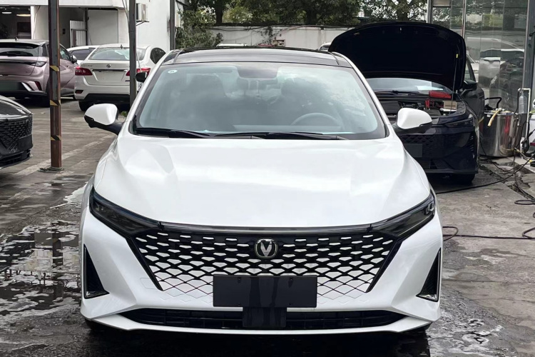 长安 锐程PLUS 2023款 1.5T DCT领航型车身外观6002