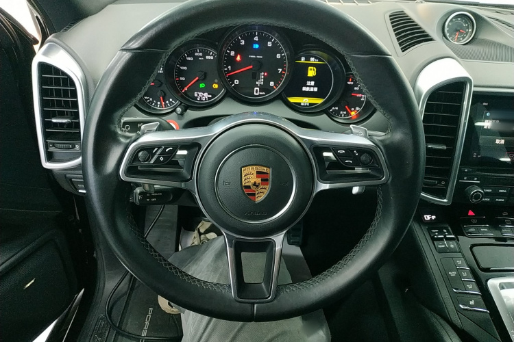 保时捷 2016款 Cayenne 3.0T中控内饰13