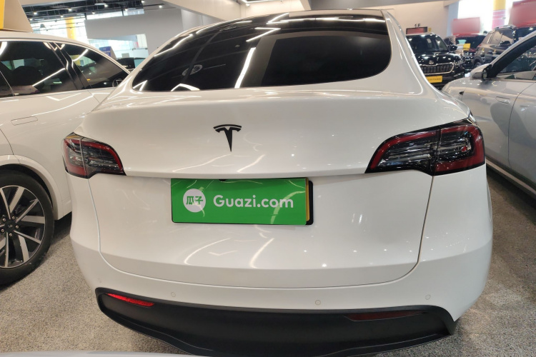 特斯拉 Model Y 2022款 改款 后轮驱动版车身外观6004