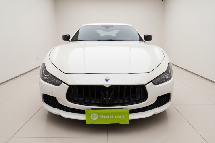 玛莎拉蒂 Ghibli 2014款 3.0T 标准版车身外观2