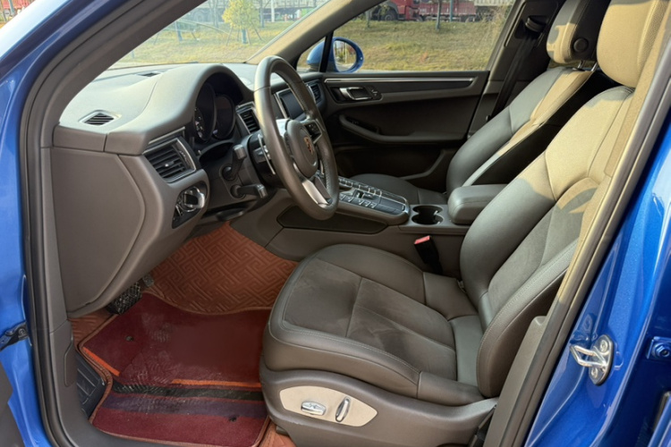 保时捷 2017款  Macan 2.0T中控内饰7002