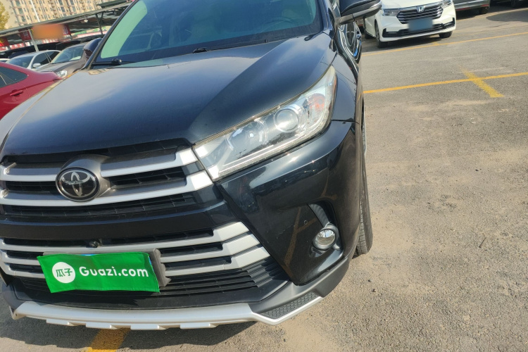 丰田 汉兰达 2018款 2.0T 四驱豪华版 7座 国VI局部细节36