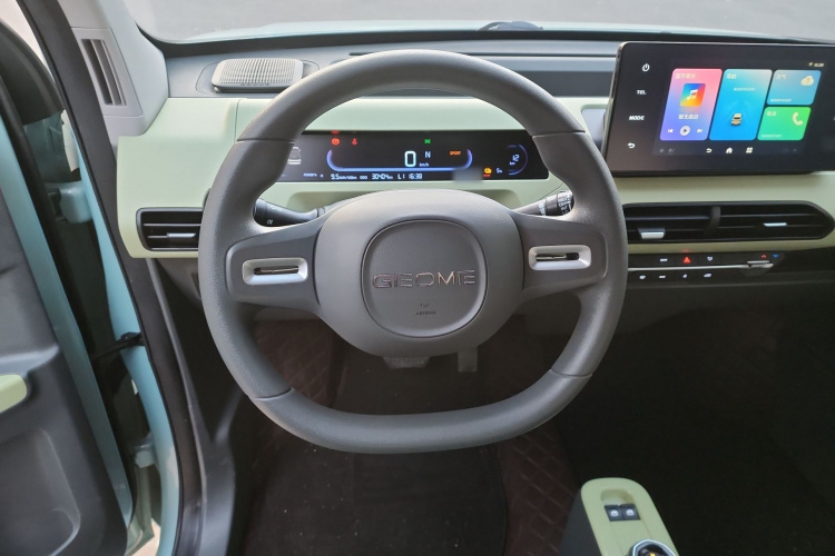 吉利银河 2024款 熊猫mini 200km 耐力熊局部细节13