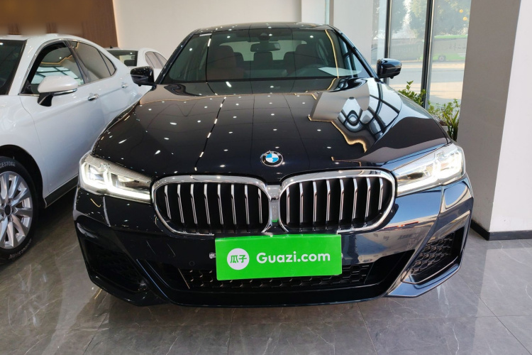 宝马5系 2022款 改款二 525Li M运动套装车身外观6001