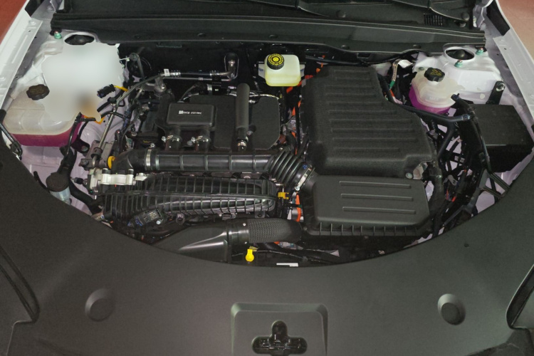 比亚迪 秦PLUS 2025款 DM-i 智驾版 55KM领先型机舱底盘24