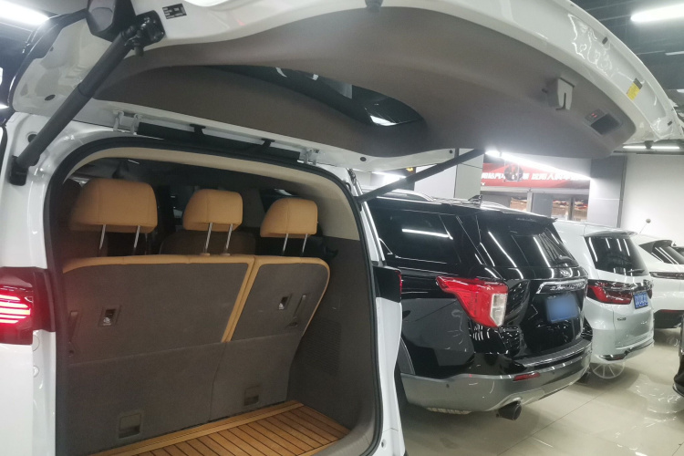 腾势D9 2024款 DM-i 980 四驱旗舰型局部细节23