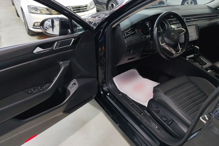 大众 迈腾 2020款 330TSI DSG 领先型中控内饰20