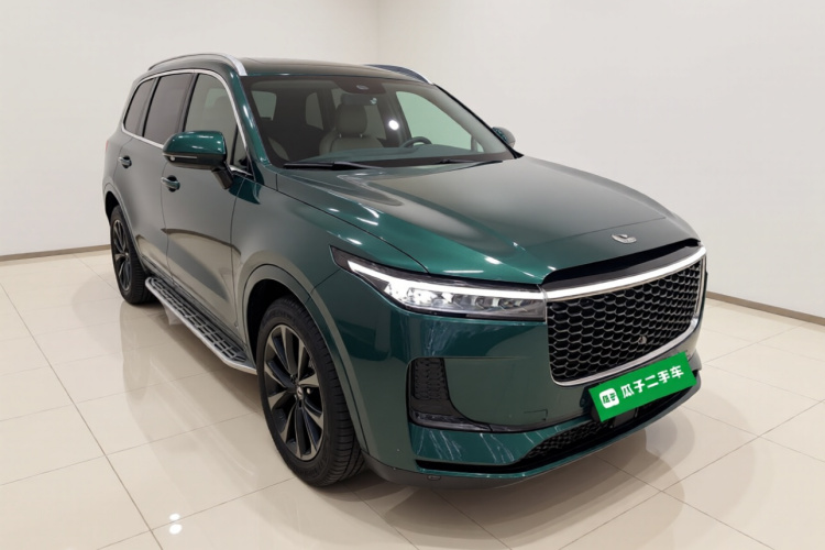 理想汽车 理想ONE 2021款 增程6座版车身外观3