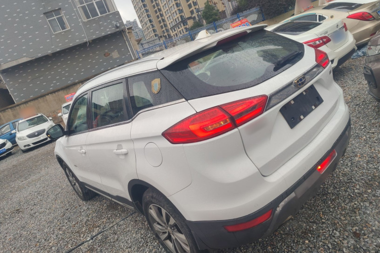 吉利汽车 博越 2016款 1.8TD 自动智尊型车身外观4