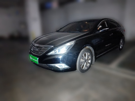 现代 索纳塔 2015款 经典 2.4L 自动领先版 国IV