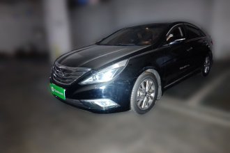 现代 索纳塔 2015款 经典 2.4L 自动领先版 国IV