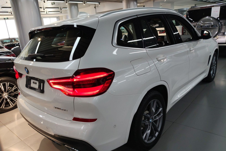 宝马X3 2020款 xDrive25i M运动套装车身外观7