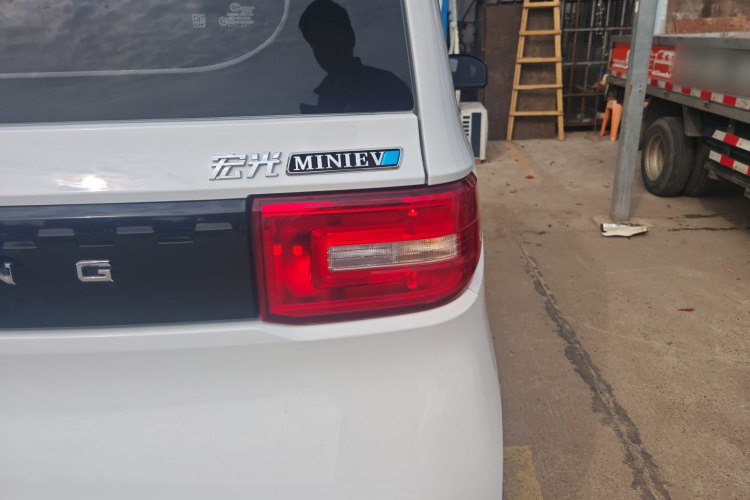 五菱汽车 宏光MINIEV 2020款 自在款 磷酸铁锂车身外观9