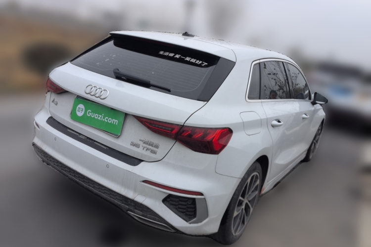 奥迪A3 2021款 Sportback 35 TFSI 进取运动型车身外观7