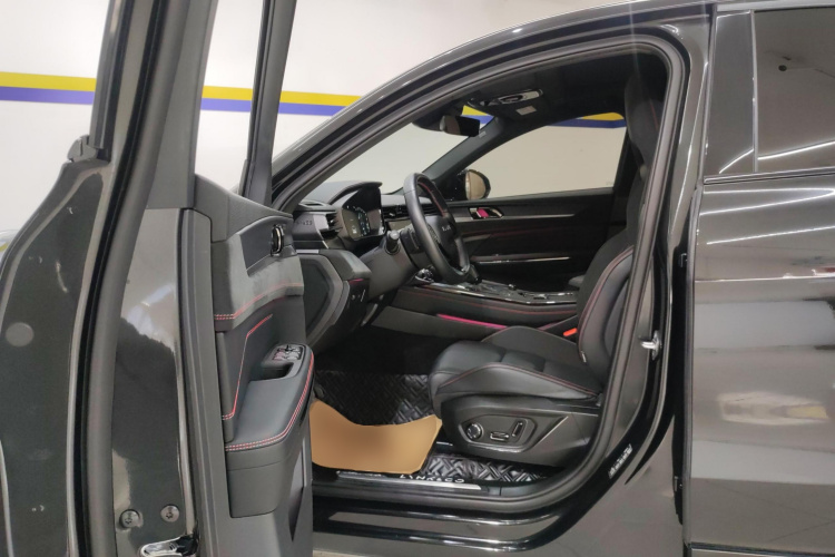 领克05 2022款 2.0TD 四驱劲Halo中控内饰19