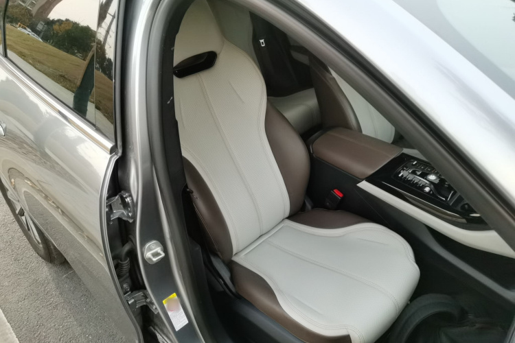 比亚迪 秦PLUS 2023款 冠军版 DM-i 55KM领先型局部细节41