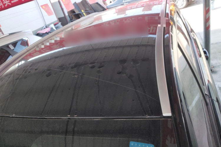 中国重汽VGV VGV U70 2020款 1.5T 手动舒适版 7座局部细节57