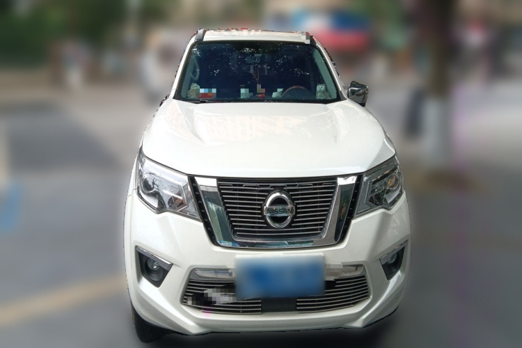 日产 途达 2020款 2.5L XV 4WD 自动四驱旗舰版车身外观2