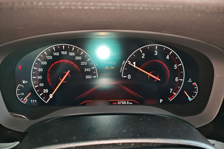 宝马5系 2019款 改款 525Li 豪华套装局部细节14