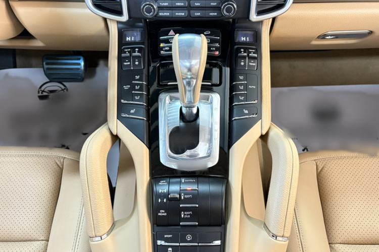 保时捷 2016款 Cayenne 3.0T局部细节18