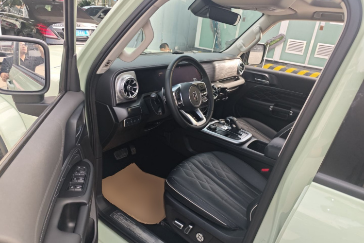 坦克300 2021款 城市版 2.0T 很有型中控内饰7003