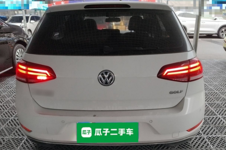 大众 高尔夫 2018款 1.6L 自动舒适型车身外观6