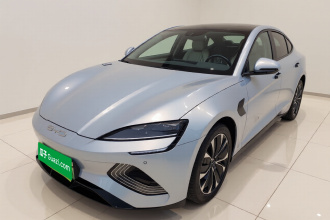 比亚迪 海豹 2022款 550km 标准续航后驱版尊贵型