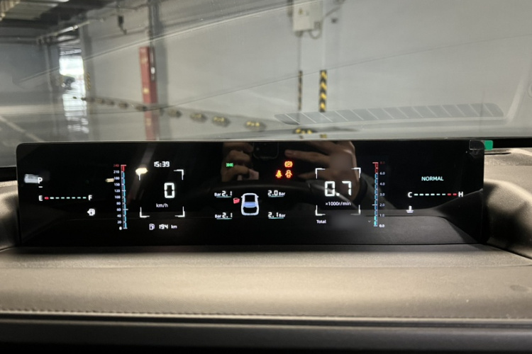 长安 逸动 2025款 蓝鲸 1.5T 500Bar尊贵型局部细节14