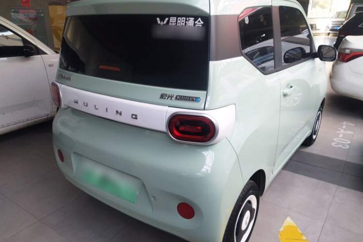 五菱汽车 宏光MINIEV 2024款 第三代 215km 青春版车身外观7