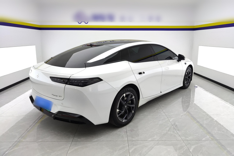 昊铂GT 2023款 560后驱七翼版车身外观7