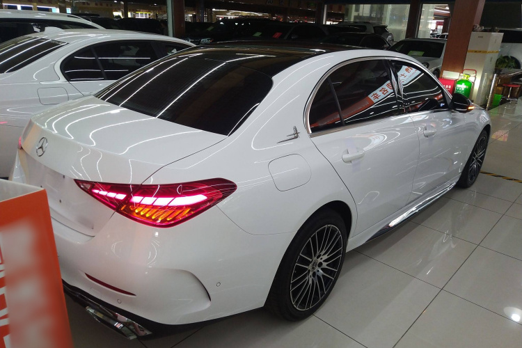 奔驰C级 2023款 C 200 L 运动版车身外观6005