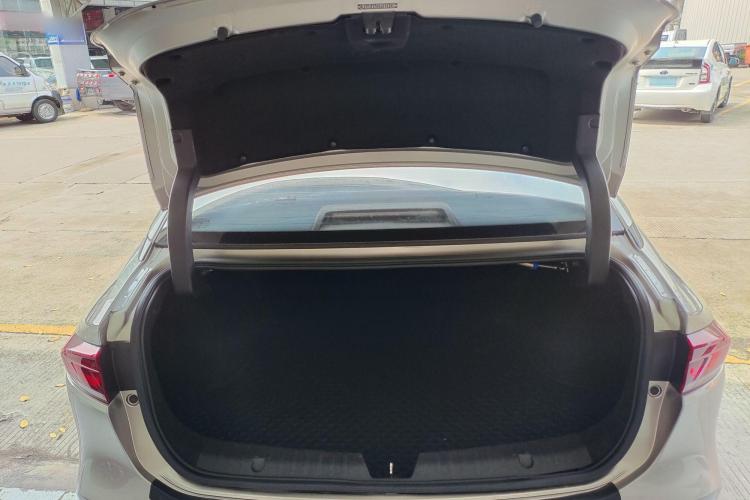 埃安 AION S 2022款 魅 580 Pio中控内饰7008