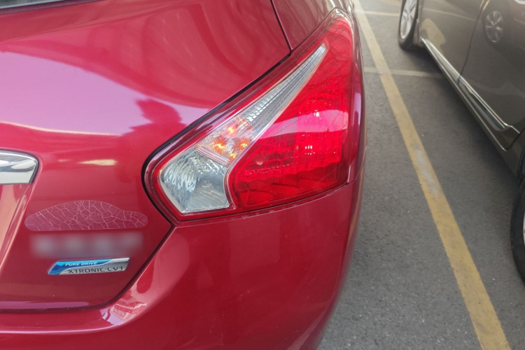 日产 骐达TIIDA 2014款 1.6L CVT舒适型车身外观9