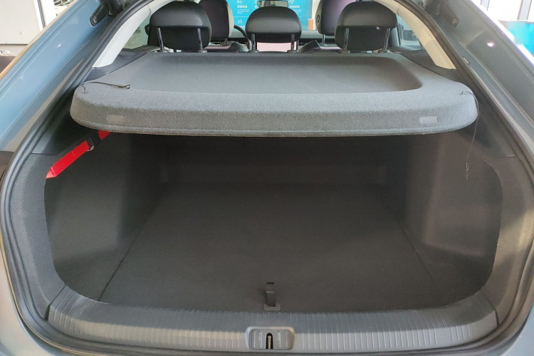 大众ID.7 VIZZION 2024款 AIR机舱底盘23