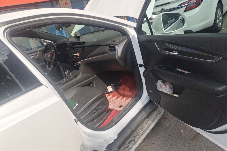 凯迪拉克XT5 2022款 2.0T 四驱豪华型（蜂鸟版）局部细节9005