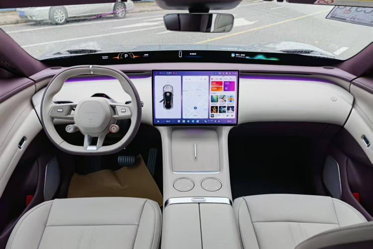 小米汽车 小米YU7 2025款 超长续航后驱版中控内饰7001