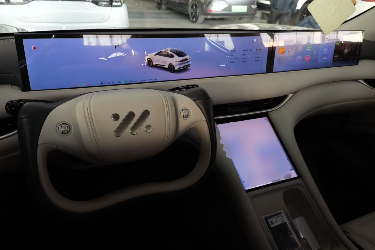 智己汽车 智己LS6 2025款 长续航灵蜥智享版中控内饰7002