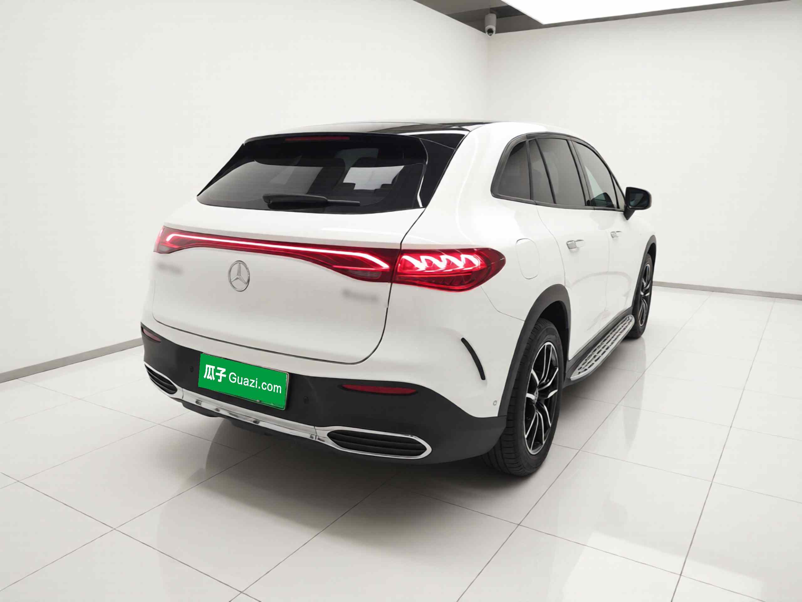 奔驰EQE SUV 2024款 350 4MATIC 先锋版(4)