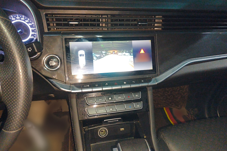 中国重汽VGV VGV U70 2020款 1.5T 自动智享豪华版 7座局部细节16