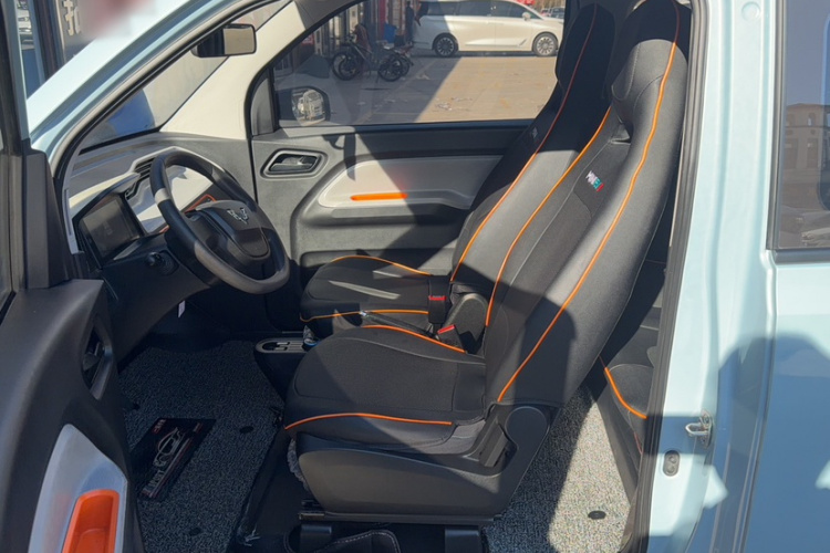 五菱汽车 宏光MINIEV 2020款 自在款 磷酸铁锂局部细节19