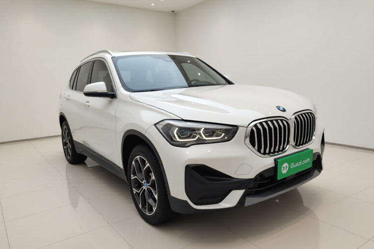 宝马X1 2021款 sDrive25Li 领先型车身外观3