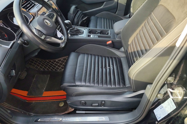 大众 迈腾 2020款 330TSI DSG 领先型中控内饰19