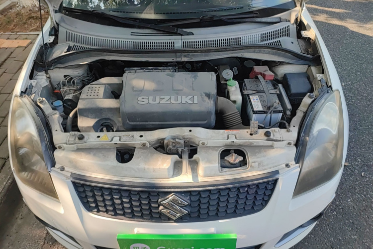 铃木 雨燕 2014款 1.5L 自动时尚型局部细节24