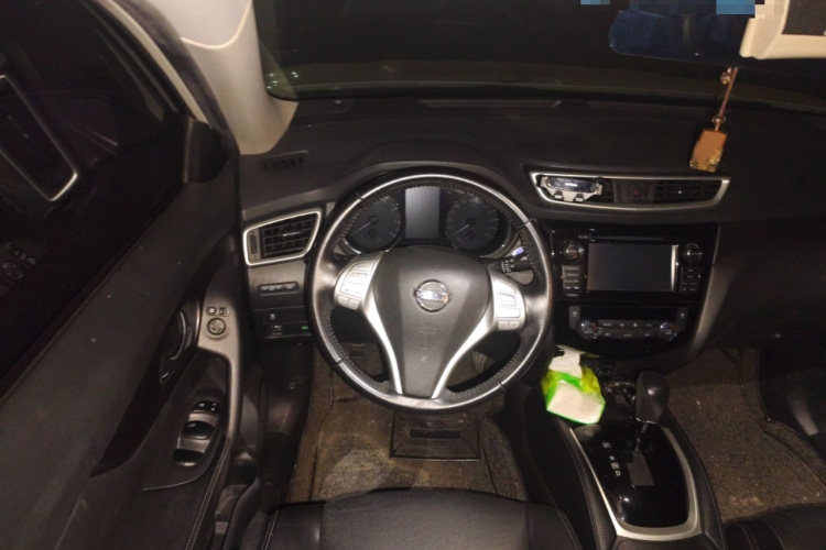 日产 奇骏 2014款 2.0L CVT智领版 2WD局部细节13