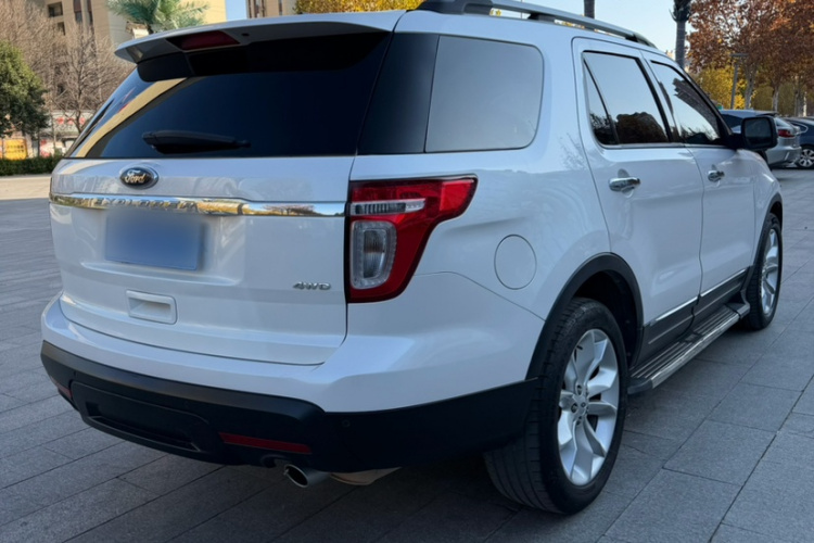 福特 探险者(进口) 2013款 3.5L 尊享型车身外观6004