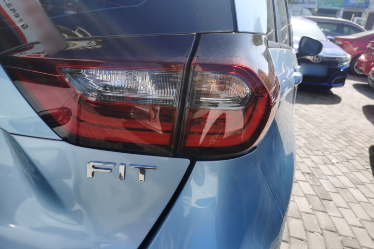 本田 飞度 2021款 1.5L CVT潮享版车身外观6006